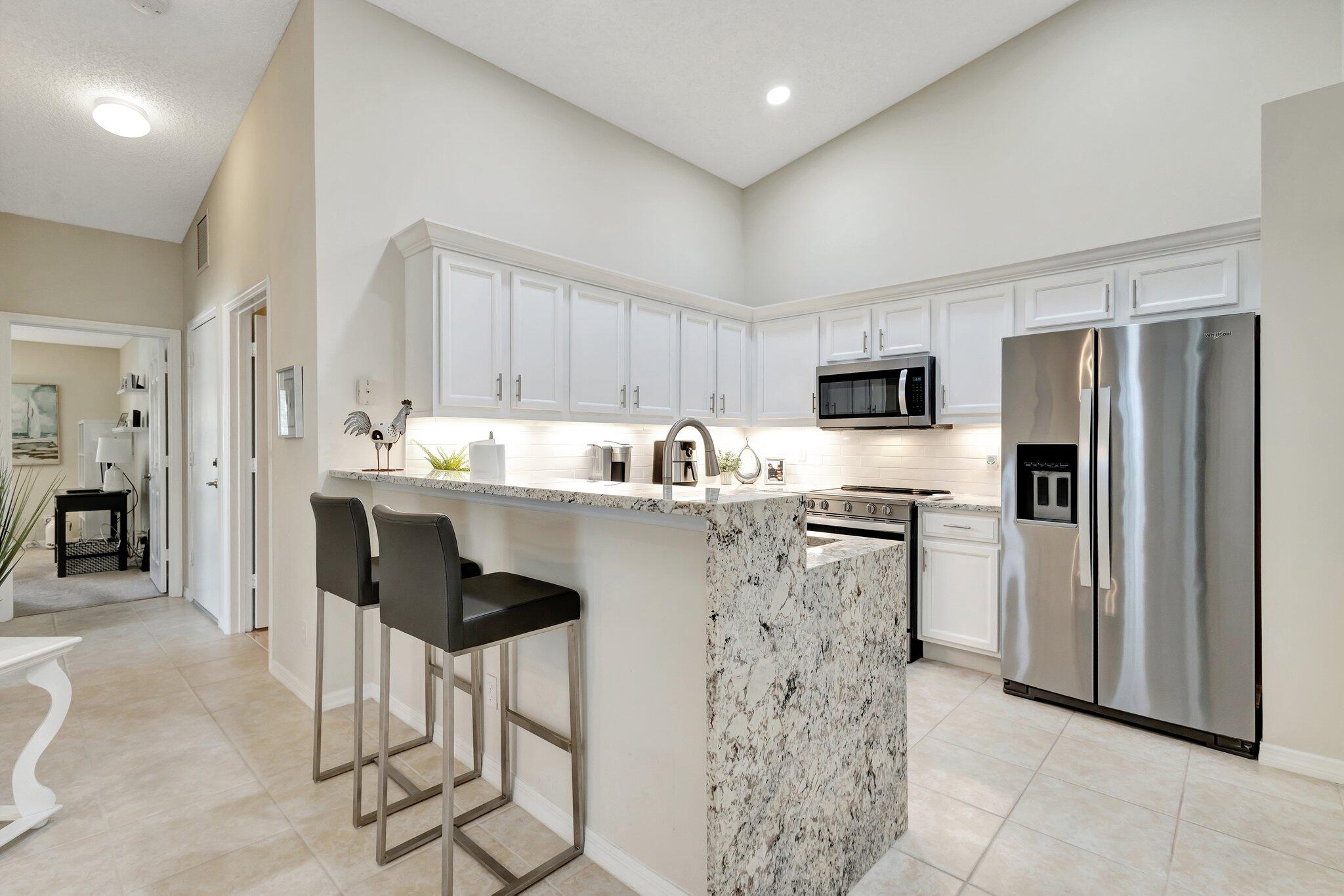 5145 Toscana Trail Boynton Beach, FL 33437 - Photo 6 of 37 Kitchen