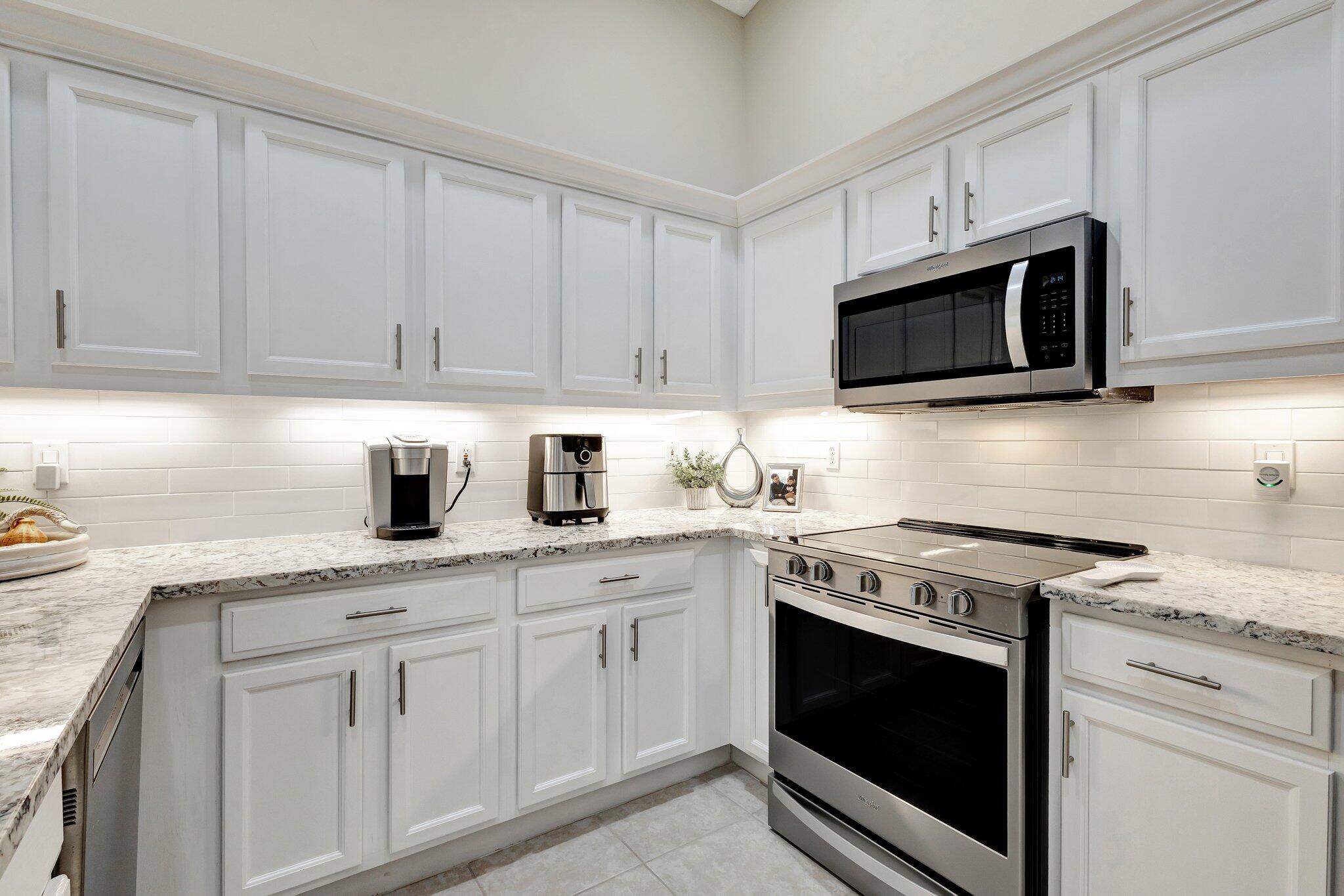 5145 Toscana Trail Boynton Beach, FL 33437 - Photo 7 of 37 Kithcen