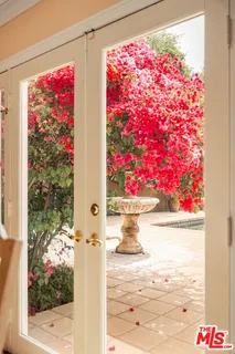 $2,650,000 | 1100 Pine Oak Lane, Pasadena, CA 91105