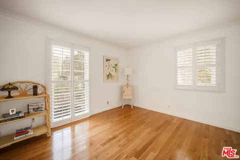$2,650,000 | 1100 Pine Oak Lane, Pasadena, CA 91105