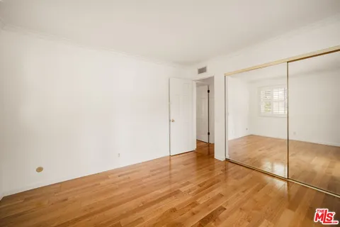 $2,650,000 | 1100 Pine Oak Lane, Pasadena, CA 91105