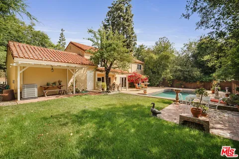 $2,650,000 | 1100 Pine Oak Lane, Pasadena, CA 91105