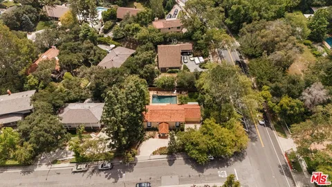 $2,650,000 | 1100 Pine Oak Lane, Pasadena, CA 91105