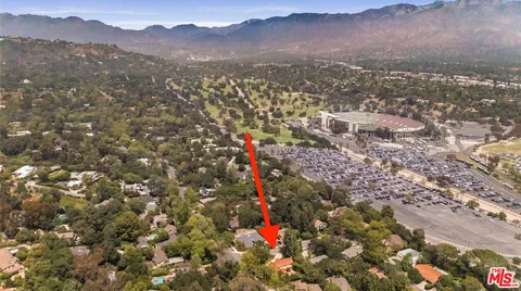 $2,650,000 | 1100 Pine Oak Lane, Pasadena, CA 91105