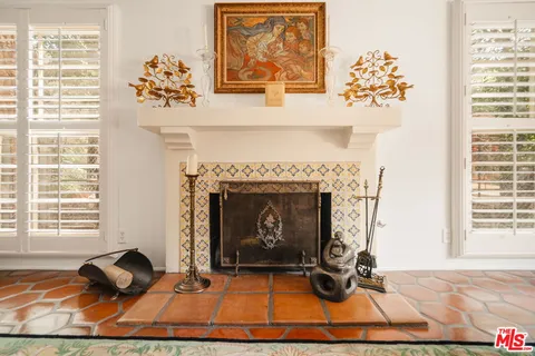 $2,650,000 | 1100 Pine Oak Lane, Pasadena, CA 91105