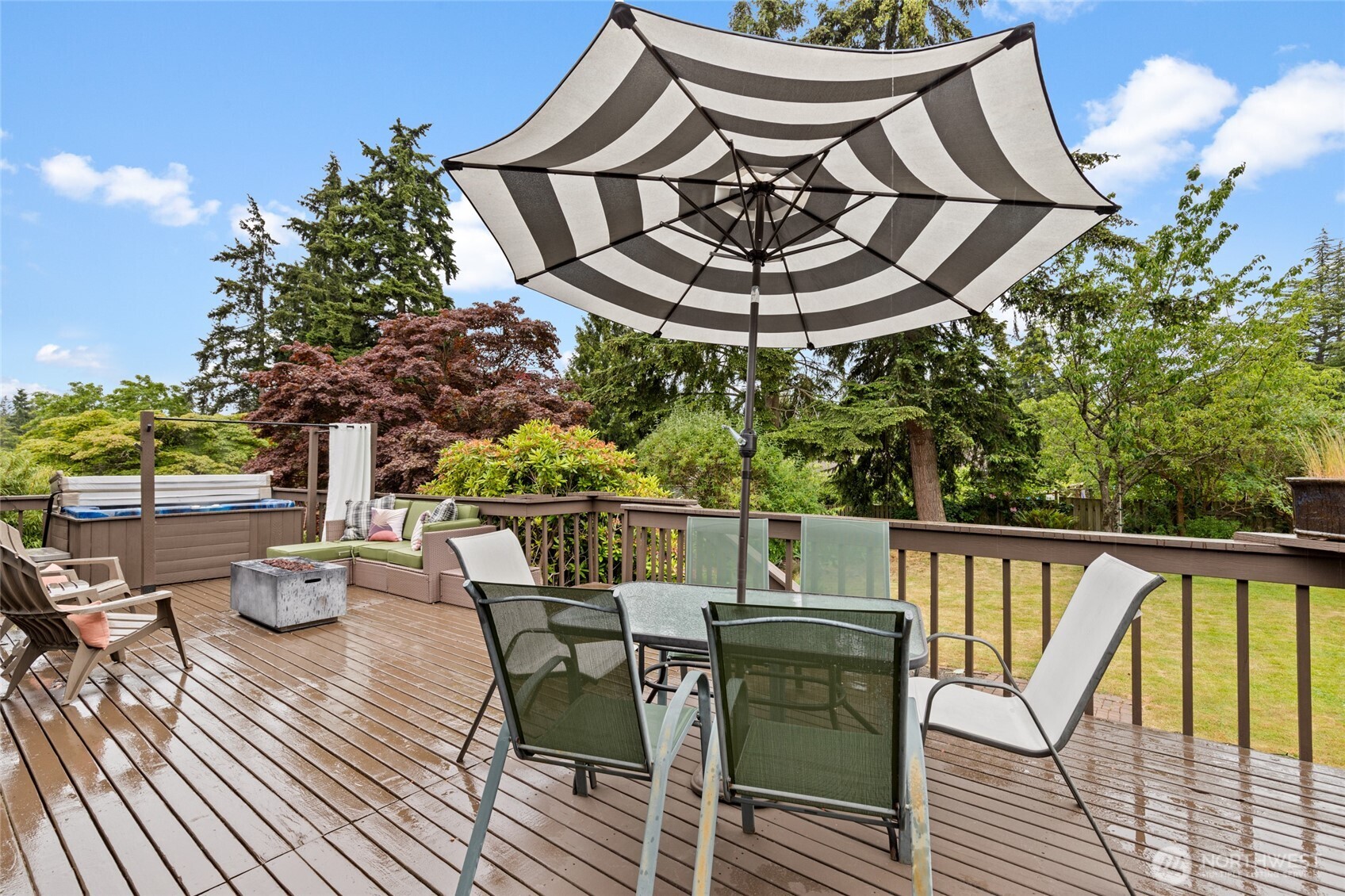 8707 Maple Lane Edmonds, WA 98026 - Photo 12 of 40