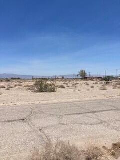 1197 Huntington Avenue Thermal, CA 92274 - Photo 2 of 6 a view of ocean view