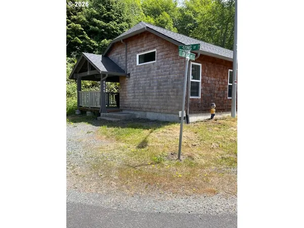 $500,000 | 8545 Song Street, Rockaway Beach, OR 97136