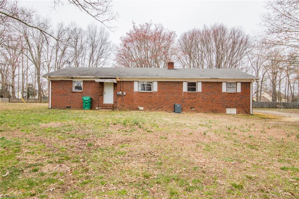 1519 Skeet Club Road High Point, NC 27265 - Photo 3 of 50 Gallery Image 3