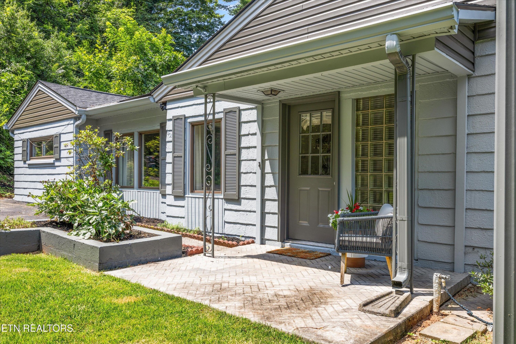 401 Busbee Road Knoxville, TN 37920 - Photo 4 of 40 Gallery Image 4