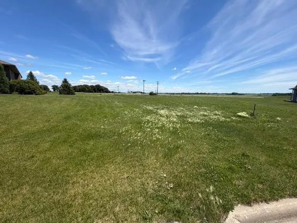$69,900 | 2530 Mossy Creek Drive, Owatonna, MN 55060