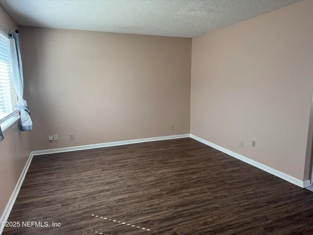 $1,495 | 447 Newport Drive, Orange Park, FL 32073