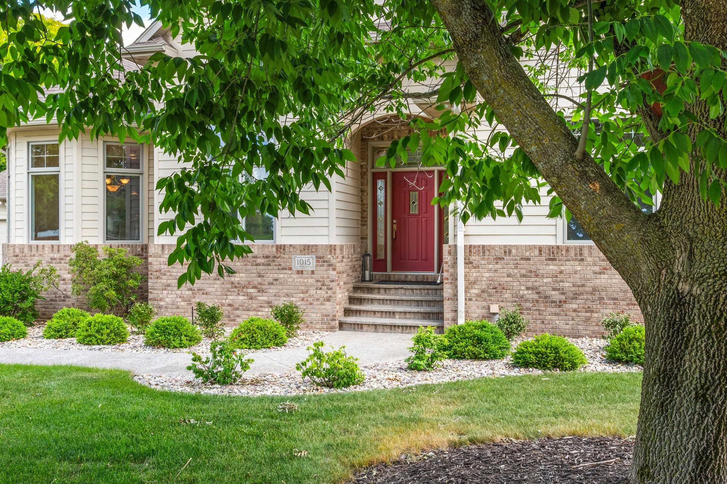 1015 Thomas Street Ripon, WI 54971 - Photo 4 of 65