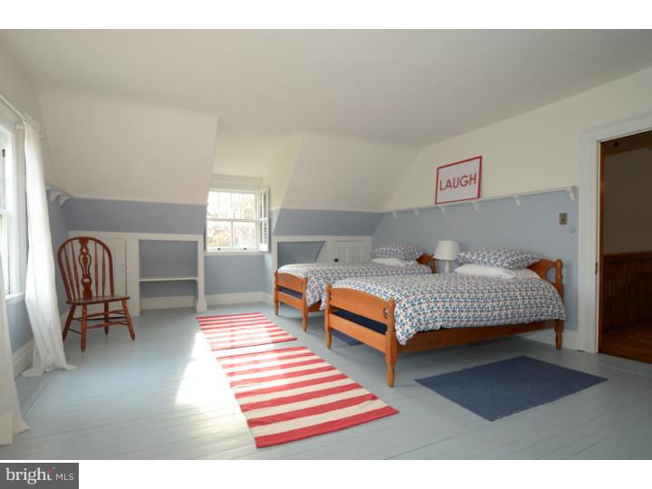 820 Penllyn Pike Lower Gwynedd, PA 19002 - Photo 24 of 25 Guest Room