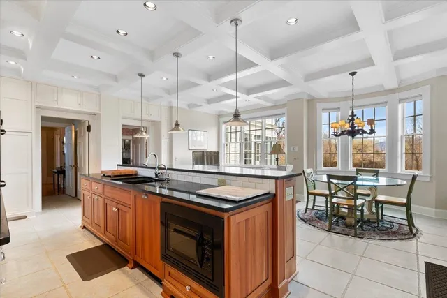 $1,495,000 | 16 West Road, Bennington, VT 05201