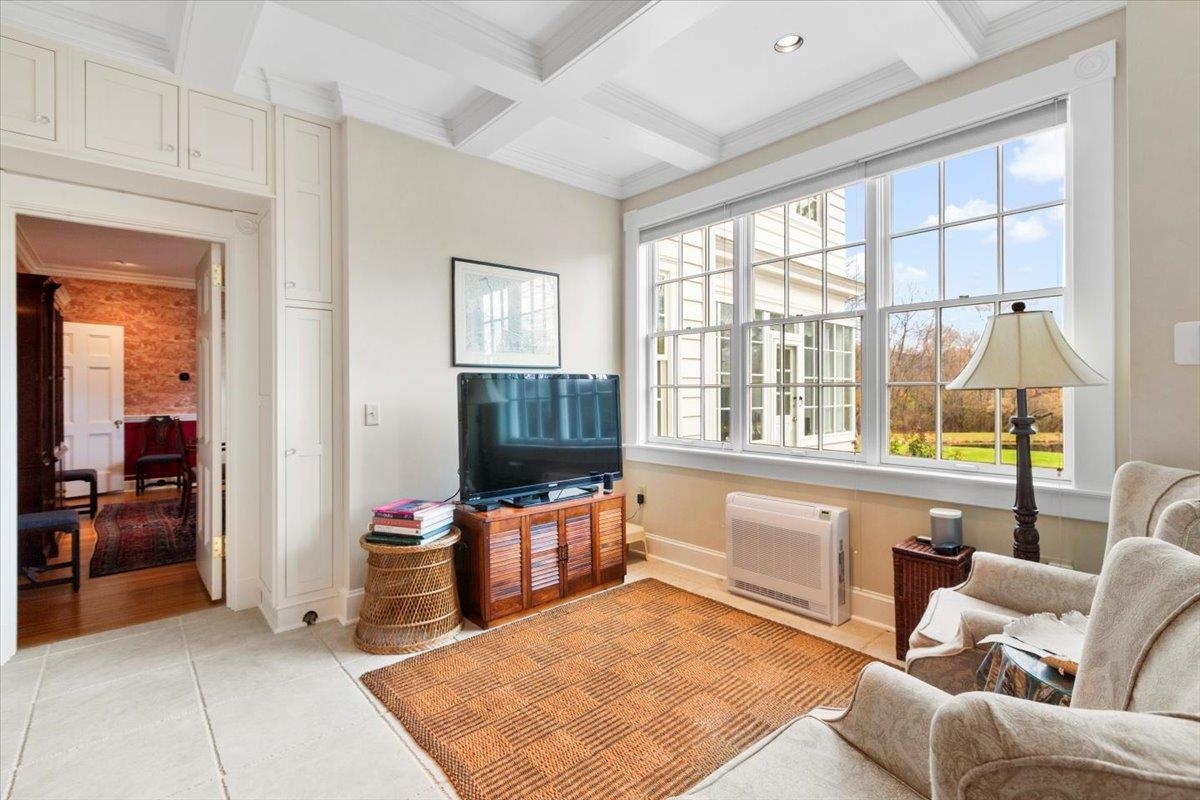 16 West Road Bennington, VT 05201 - Photo 20 of 57