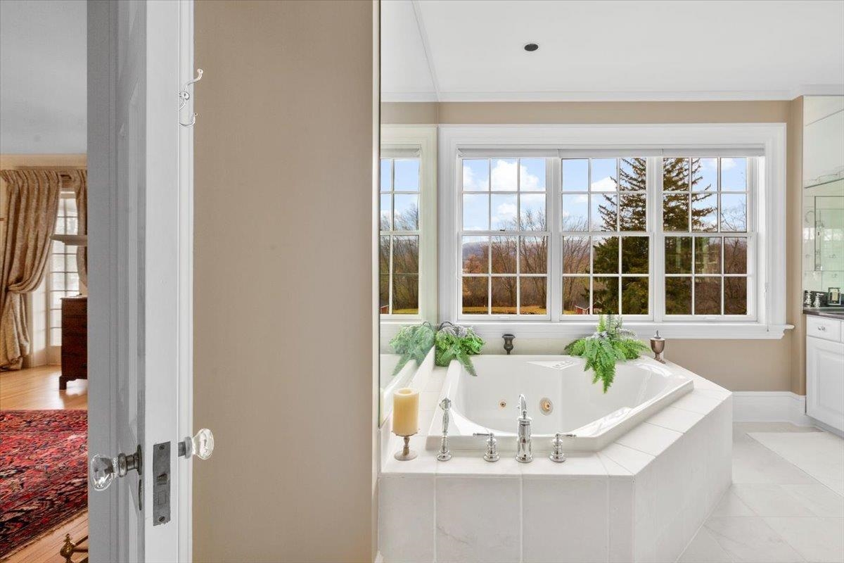 16 West Road Bennington, VT 05201 - Photo 34 of 57