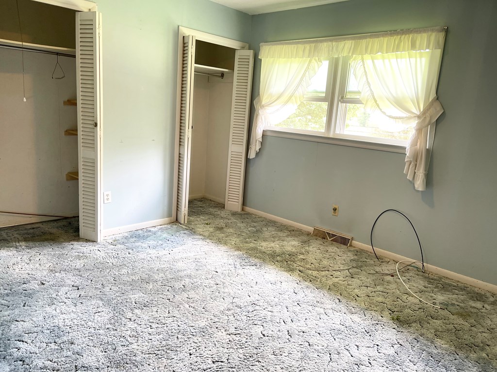 304 Carbondale Road Southwest Dalton, GA 30721 - Photo 13 of 26 Gallery Image 13
