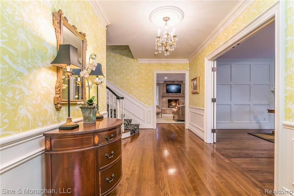 272 Ridge Road Grosse Pointe Farms, MI 48236 - Photo 3 of 53