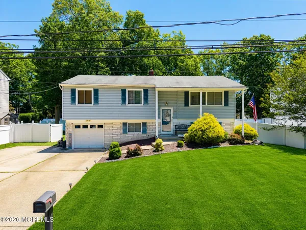 $699,000 | 47 Jennifer Drive, Howell, NJ 07731