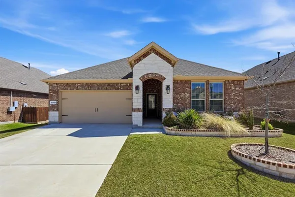 $294,900 | 3100 Denver Avenue, Aubrey, TX 76227