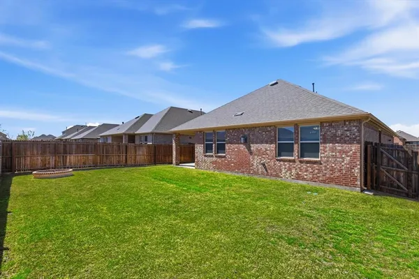 $294,900 | 3100 Denver Avenue, Aubrey, TX 76227