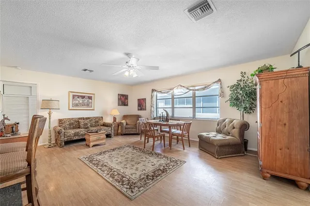 $359,000 | 3204 Colony Club Road, Unit 6, Pompano Beach, FL 33062