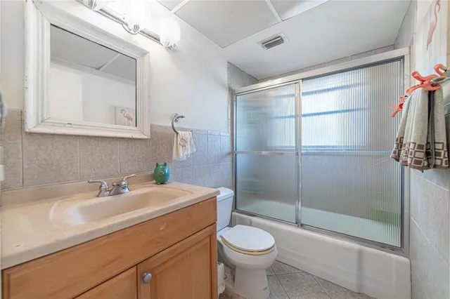 $359,000 | 3204 Colony Club Road, Unit 6, Pompano Beach, FL 33062