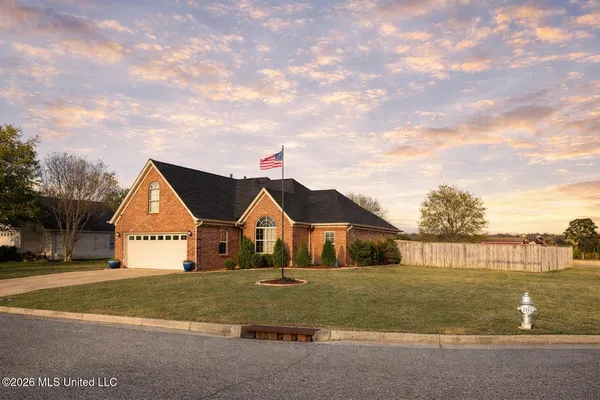 $319,900 | 5780 Carrel Cove, Southaven, MS 38671