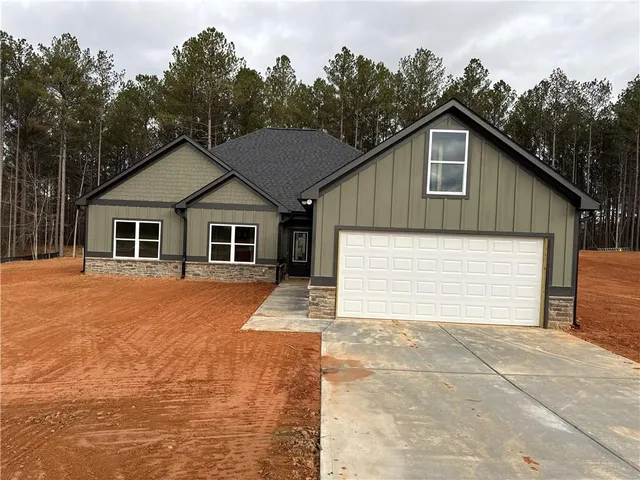 $359,990 | 2089 North Hicks Road, Toccoa, GA 30577