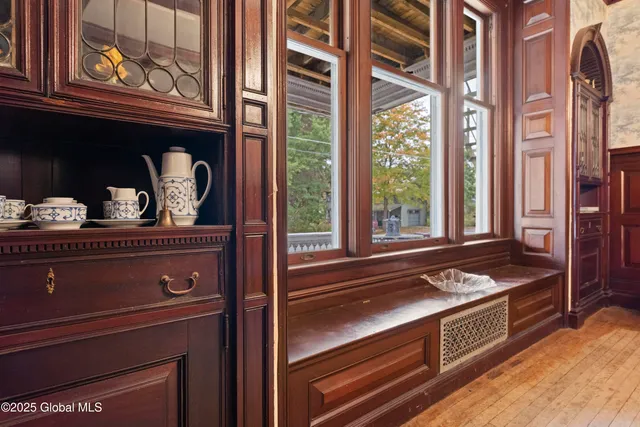 $850,000 | 16 West Main Street, Cambridge, NY 12816