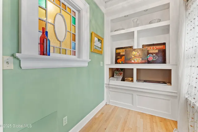 $850,000 | 16 West Main Street, Cambridge, NY 12816