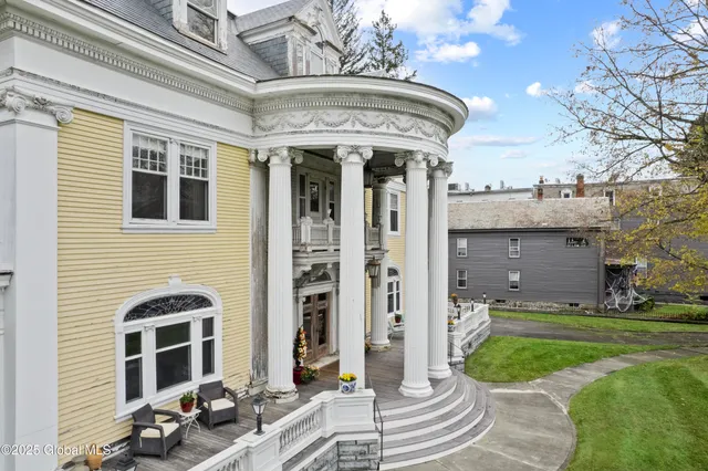 $850,000 | 16 West Main Street, Cambridge, NY 12816