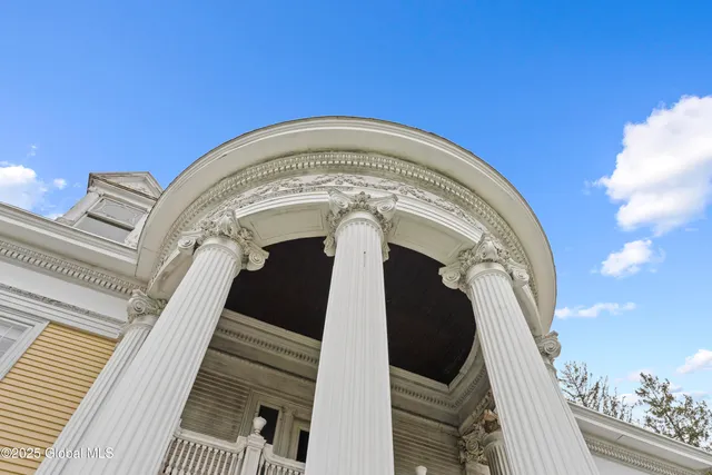 $850,000 | 16 West Main Street, Cambridge, NY 12816