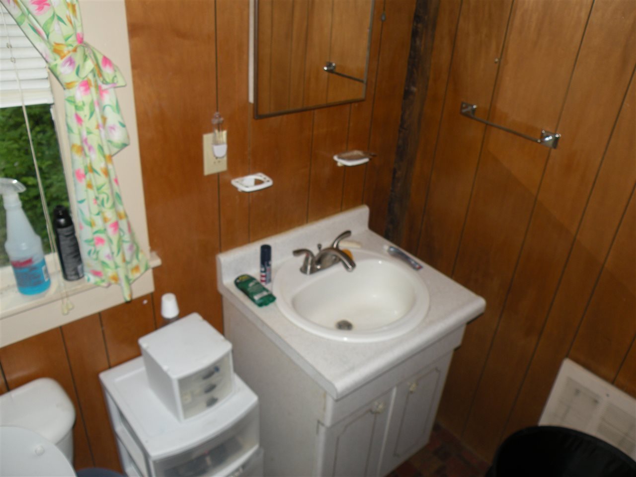 15 Holiday Acres Road Whitefield, NH 03598 - Photo 7 of 26