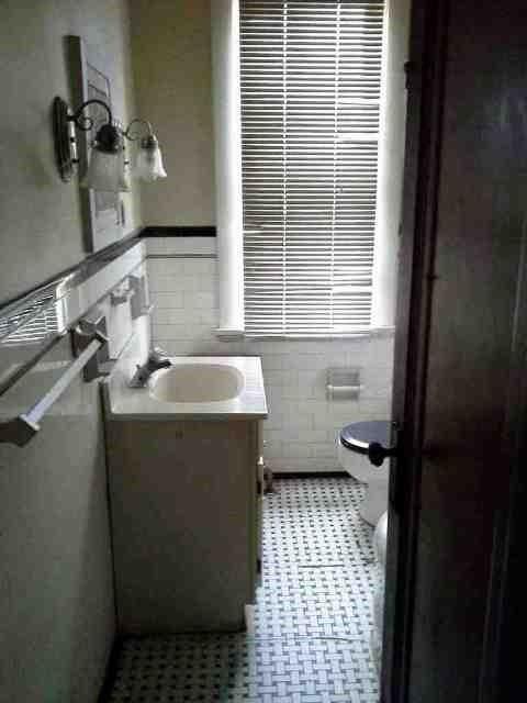 306 Copeland Street McKees Rocks, PA 15136 - Photo 4 of 10