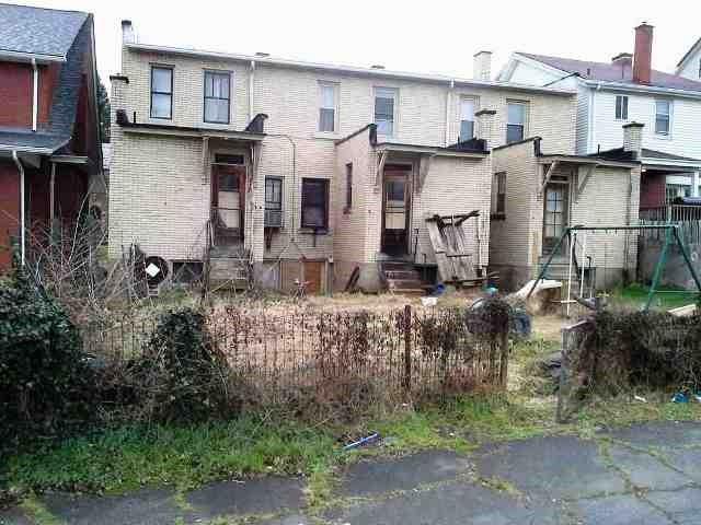 306 Copeland Street McKees Rocks, PA 15136 - Photo 5 of 10