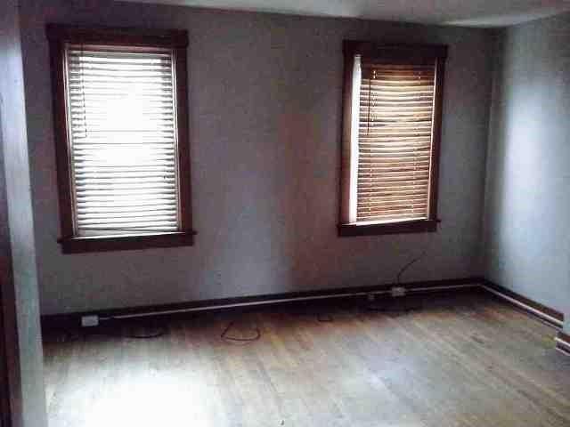 306 Copeland Street McKees Rocks, PA 15136 - Photo 7 of 10
