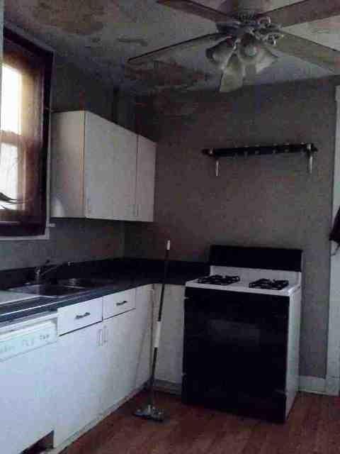 306 Copeland Street McKees Rocks, PA 15136 - Photo 8 of 10