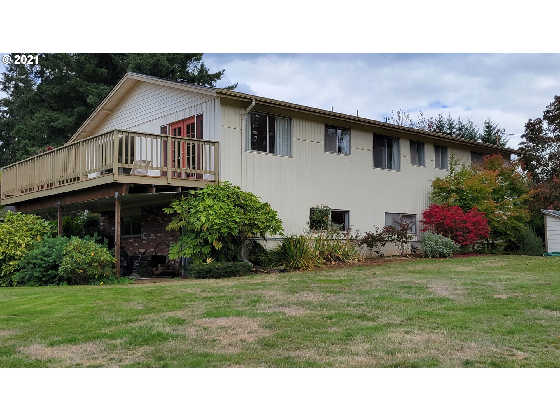 7622 Liberty Road South Salem, OR 97306 - Photo 31 of 32 a black and white house with a yard