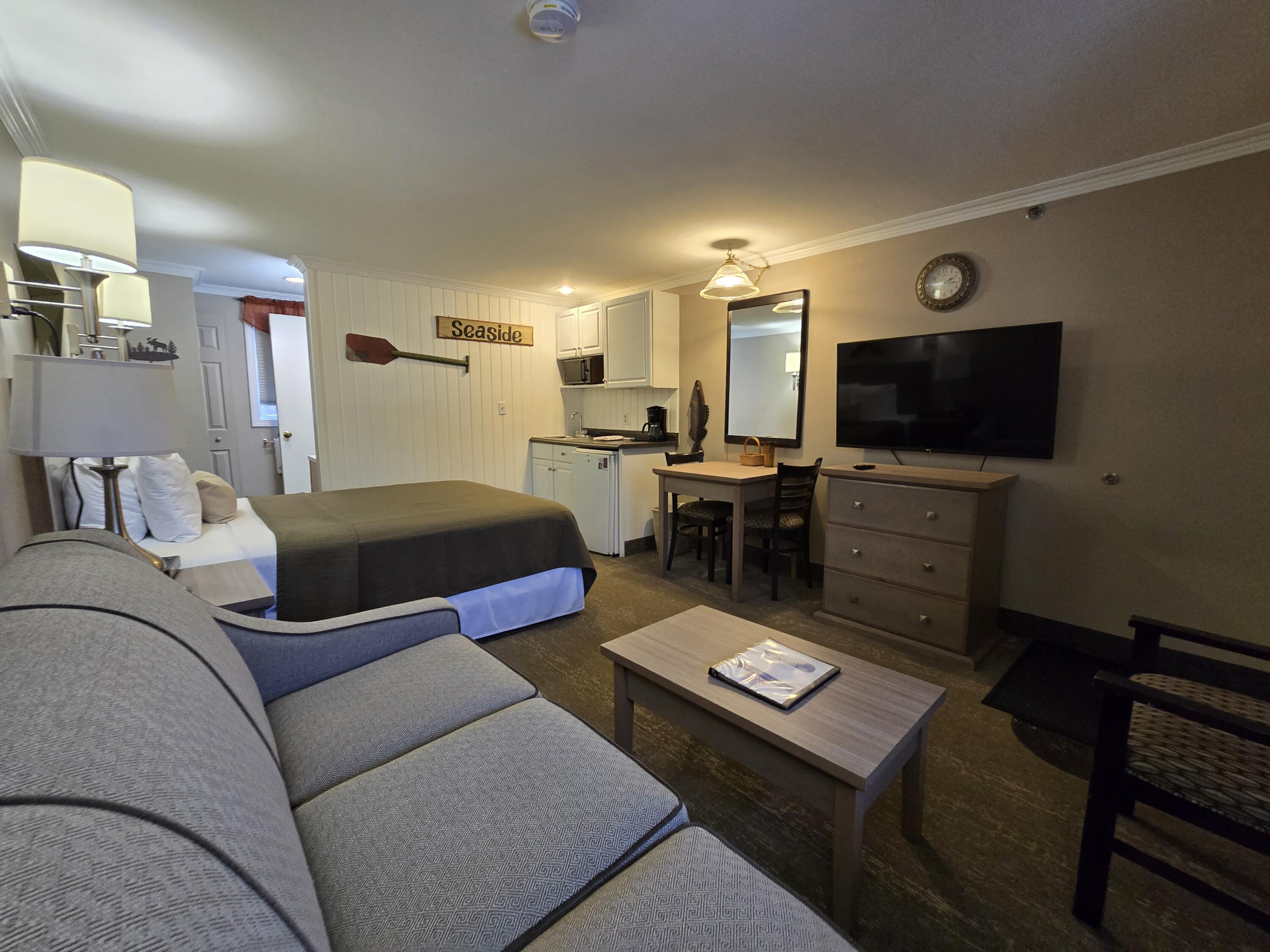 733 Post Road, Unit 126 Wells, ME 04090 - Photo 11 of 37 20250131_142517