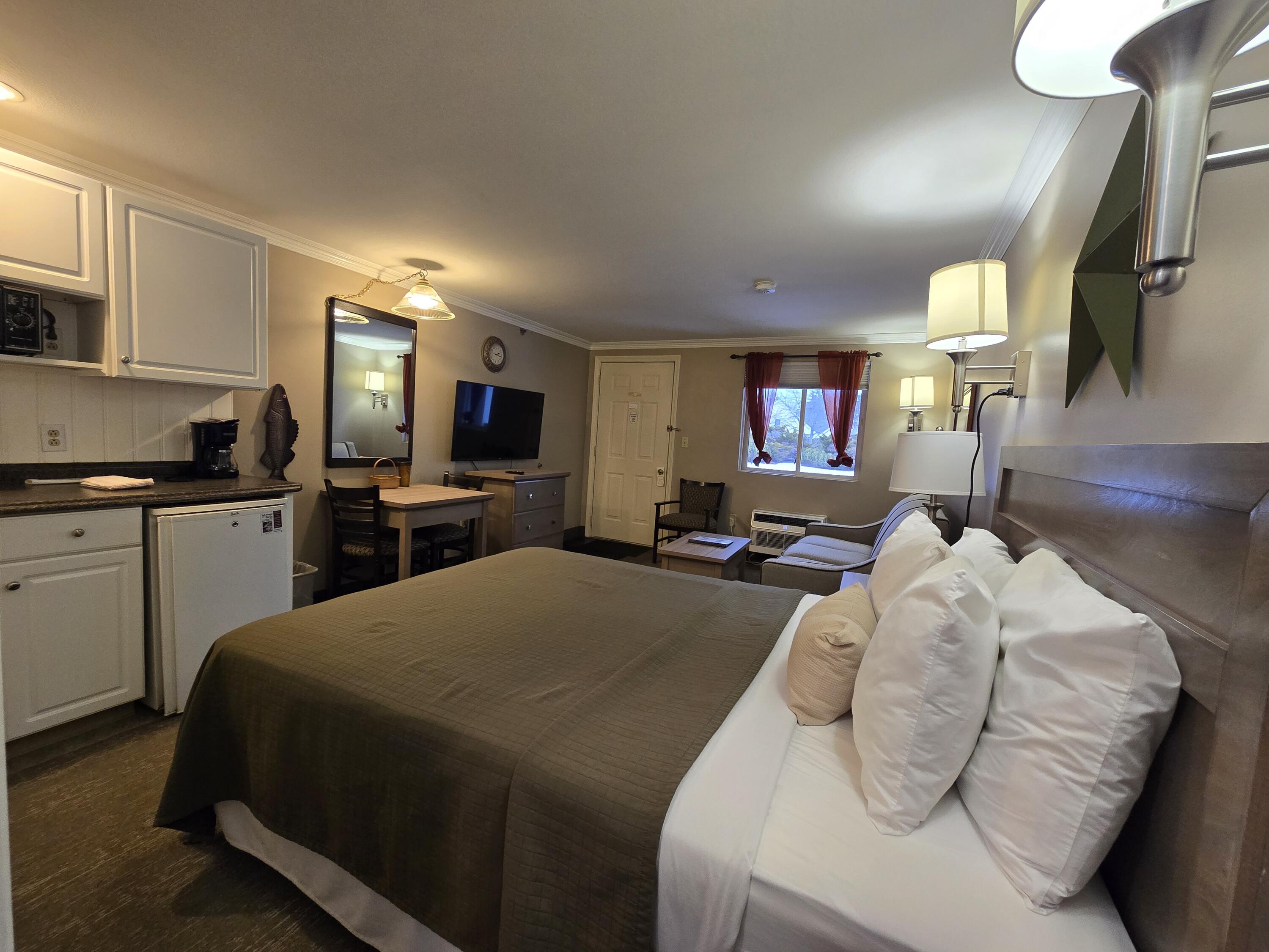 733 Post Road, Unit 126 Wells, ME 04090 - Photo 12 of 37 20250131_142548