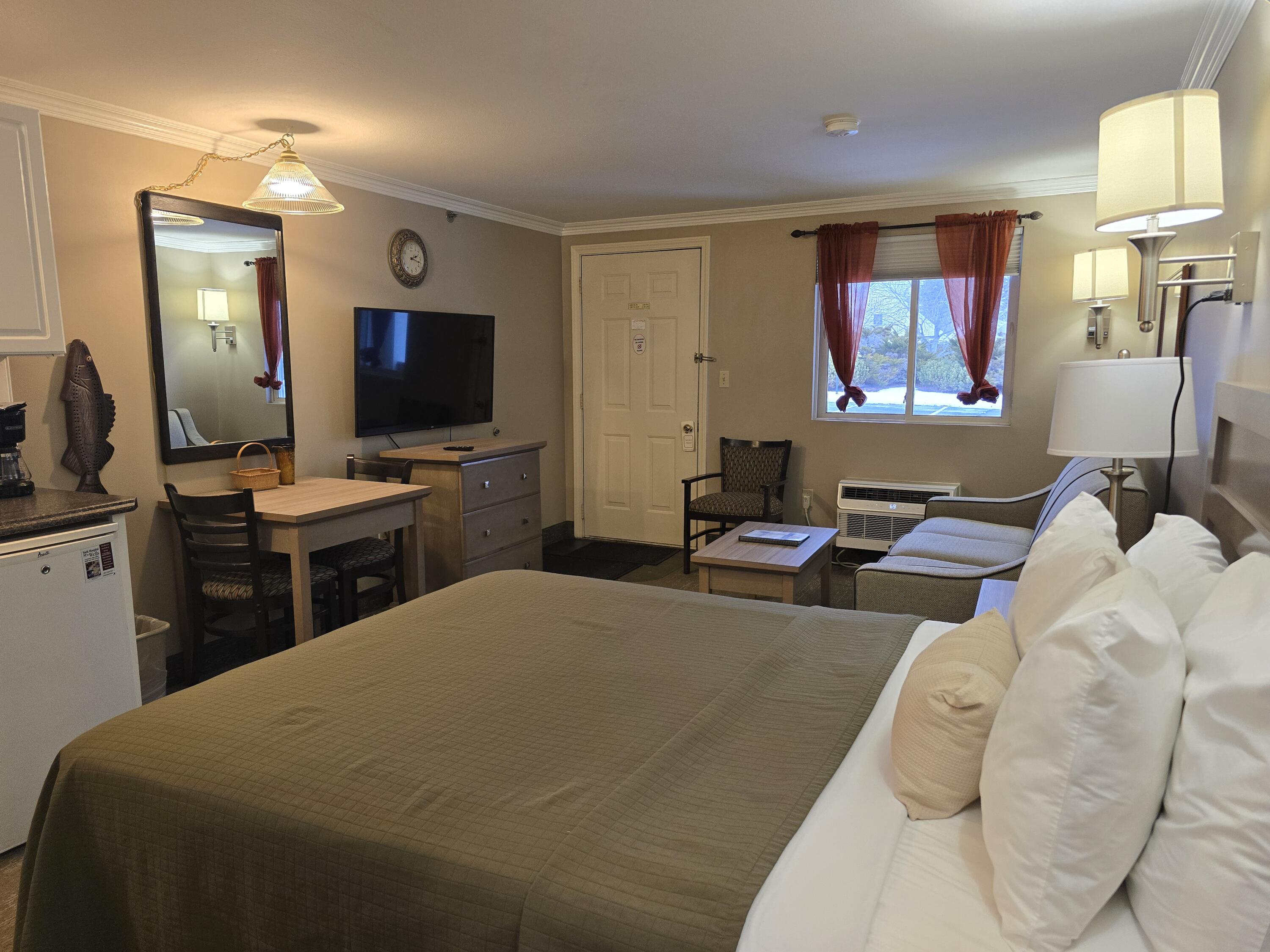 733 Post Road, Unit 126 Wells, ME 04090 - Photo 16 of 37 20250131_142637