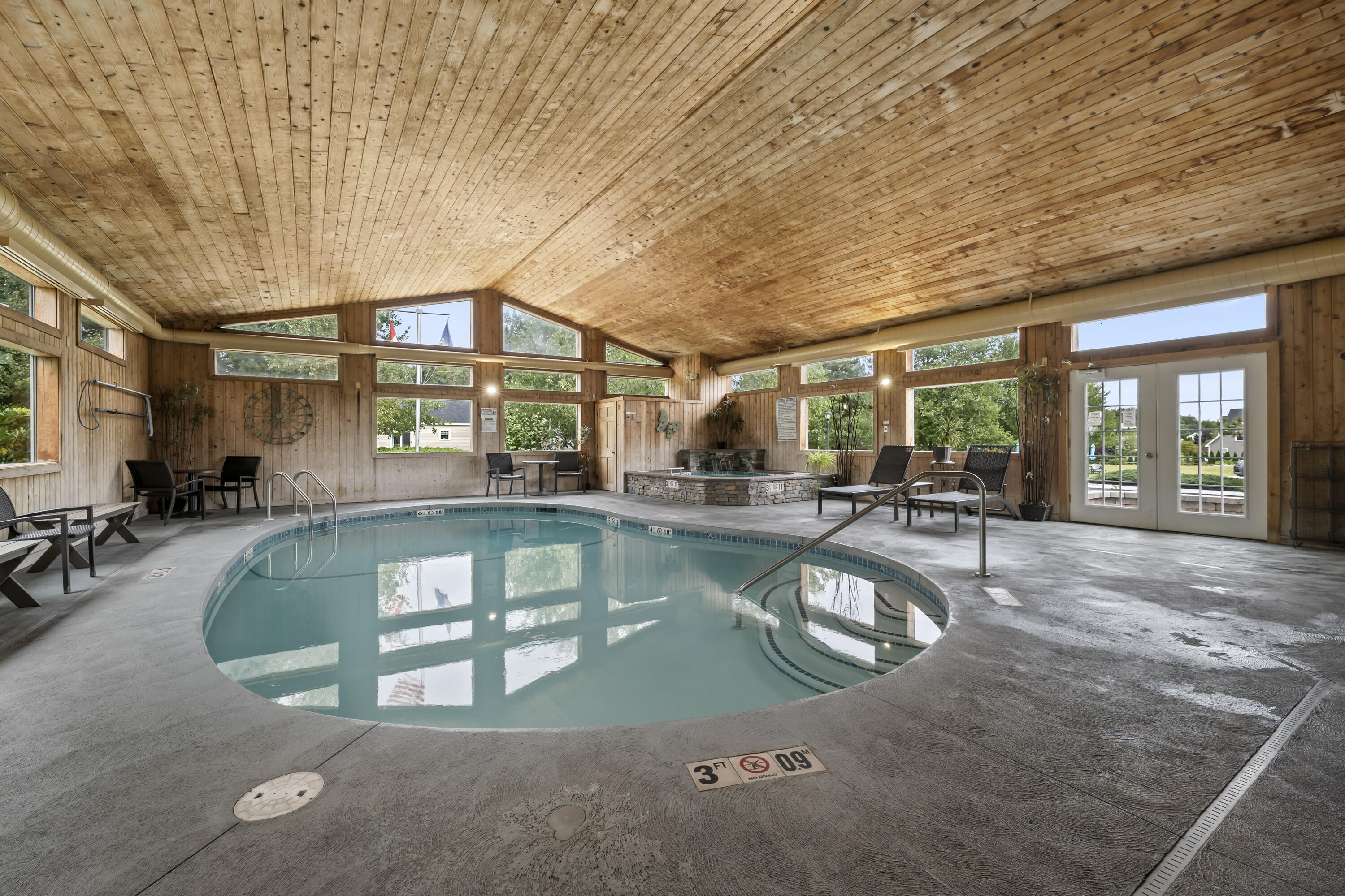 733 Post Road, Unit 126 Wells, ME 04090 - Photo 3 of 37 733 Post Rd_119_123