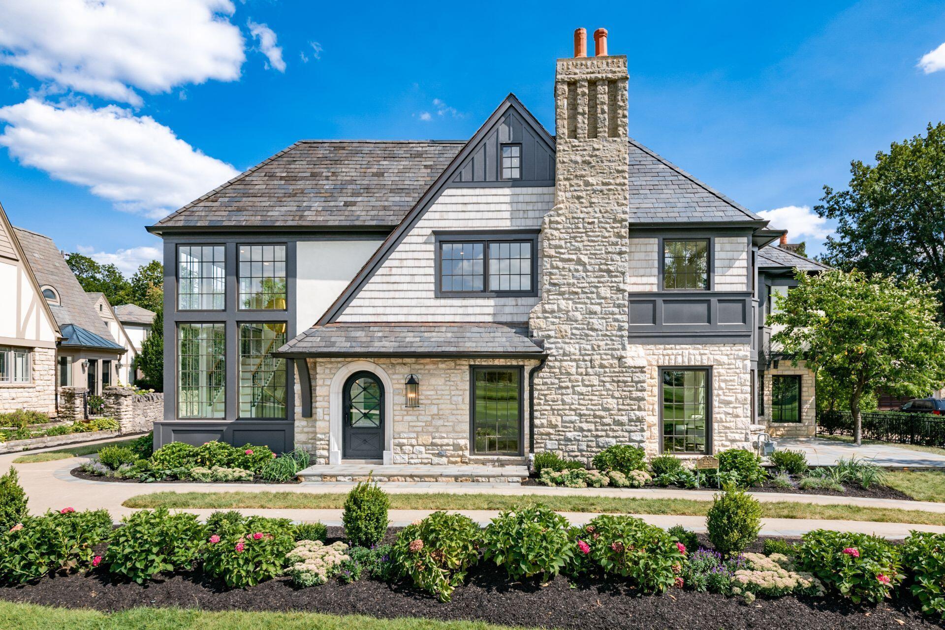 2252 Club Road Upper Arlington, OH 43221 - Photo 4 of 122 2252 Club Road