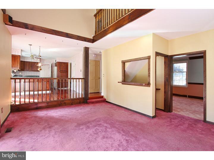 101 Redstone Ridge Deptford, NJ 08096 - Photo 12 of 22 Family Room