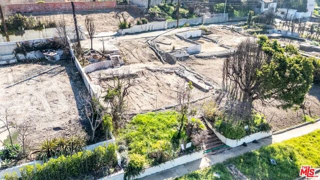 $1,449,000 | 588 Radcliffe Avenue, Pacific Palisades, CA 90272