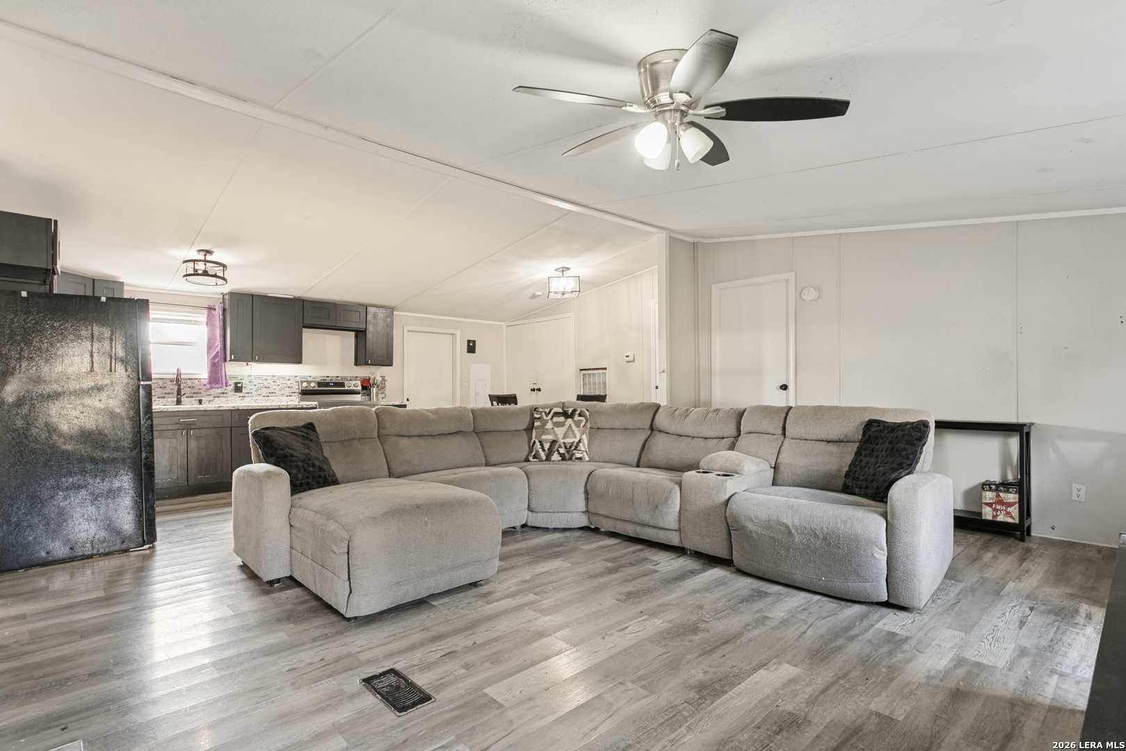 7020 Broken Arrow Spring Branch, TX 78070 - Photo 7 of 23 Gallery Image 7