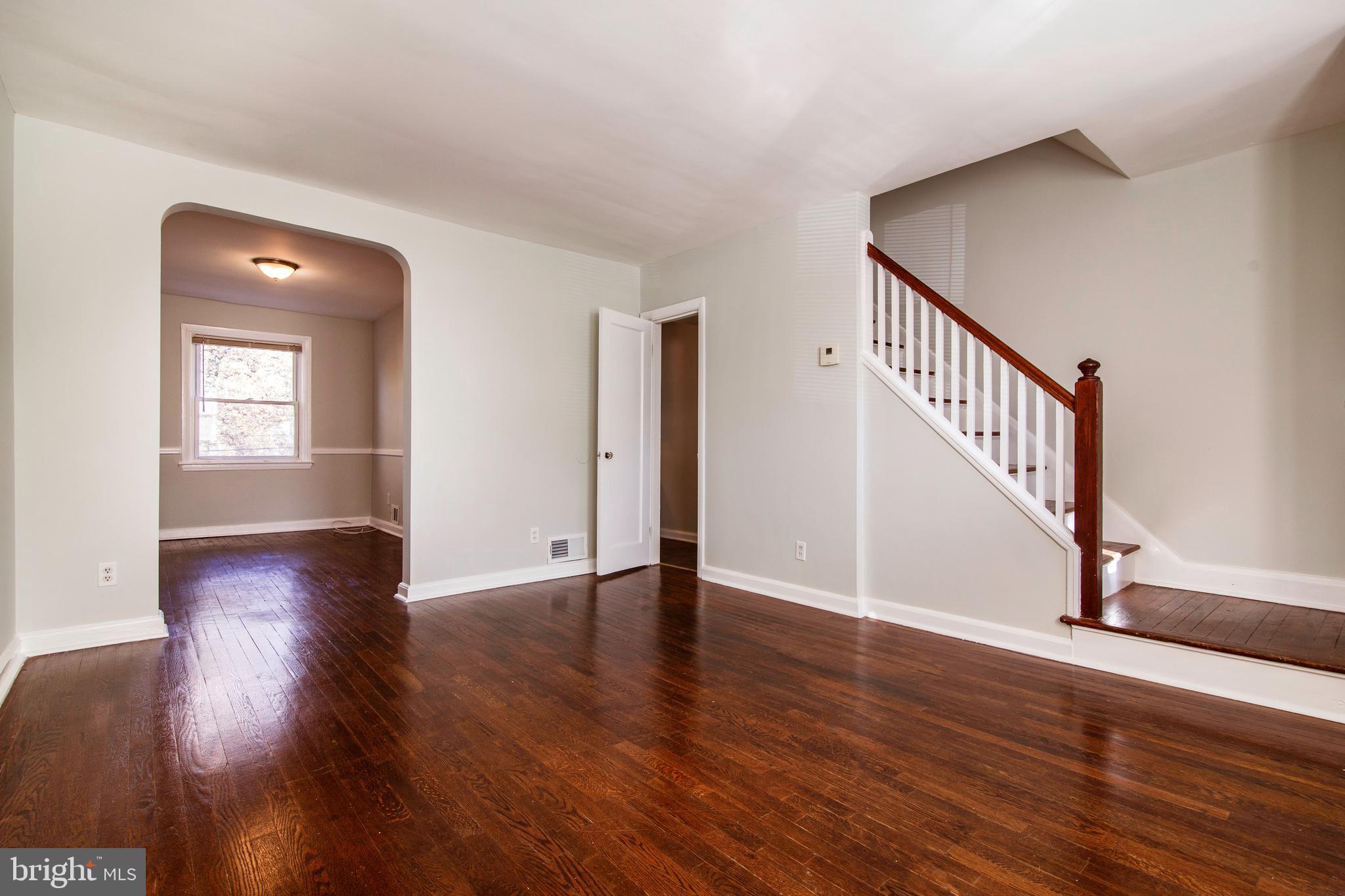 4532 Manorview Road Baltimore, MD 21229 - Photo 5 of 26 Gallery Image 5
