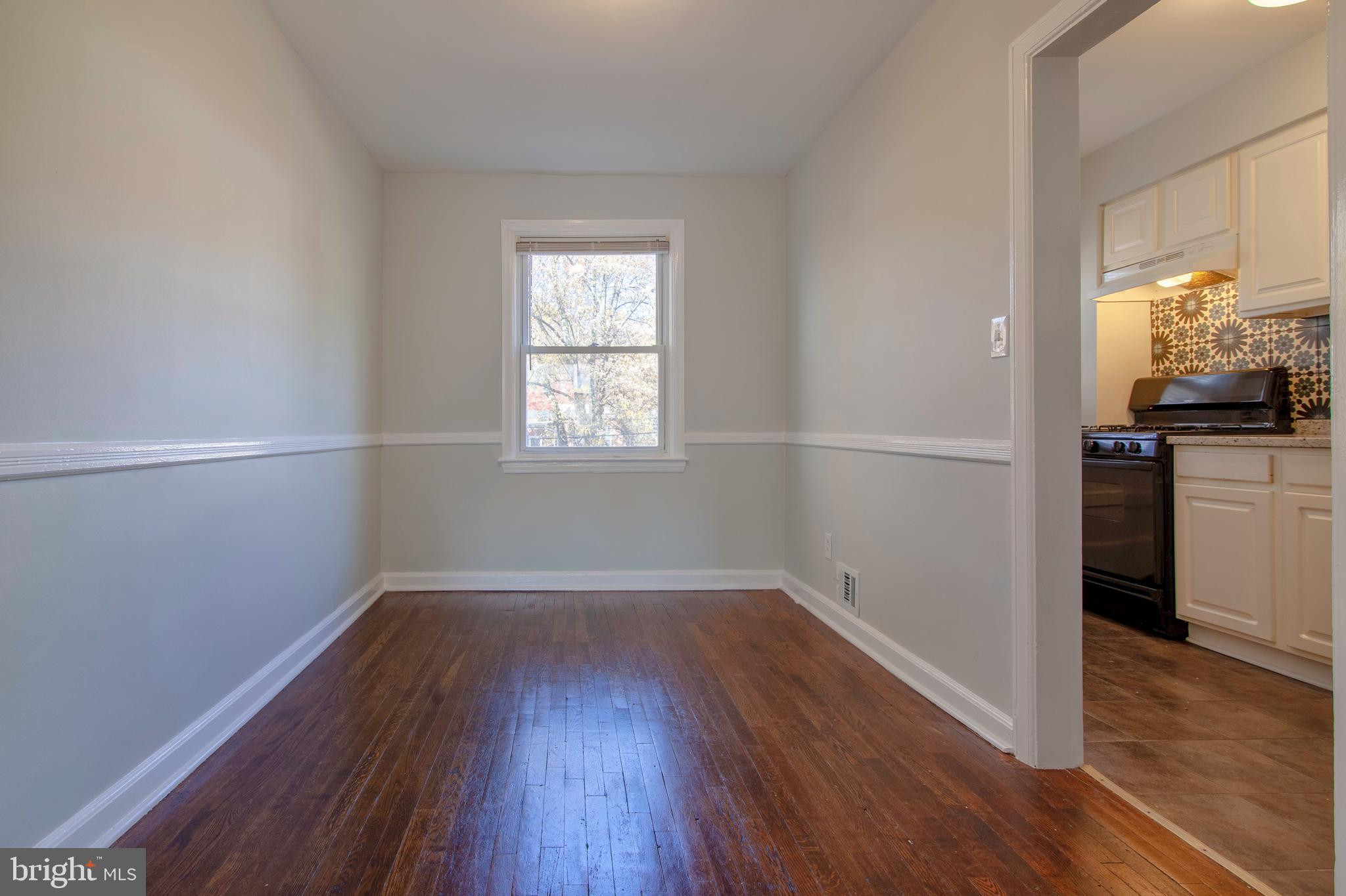 4532 Manorview Road Baltimore, MD 21229 - Photo 7 of 26 Gallery Image 7